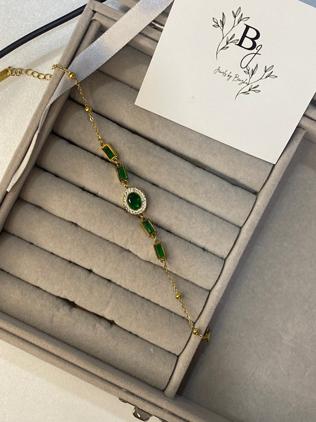 Emerald green Bracelet
