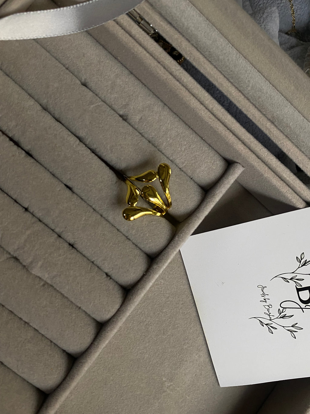 Ring