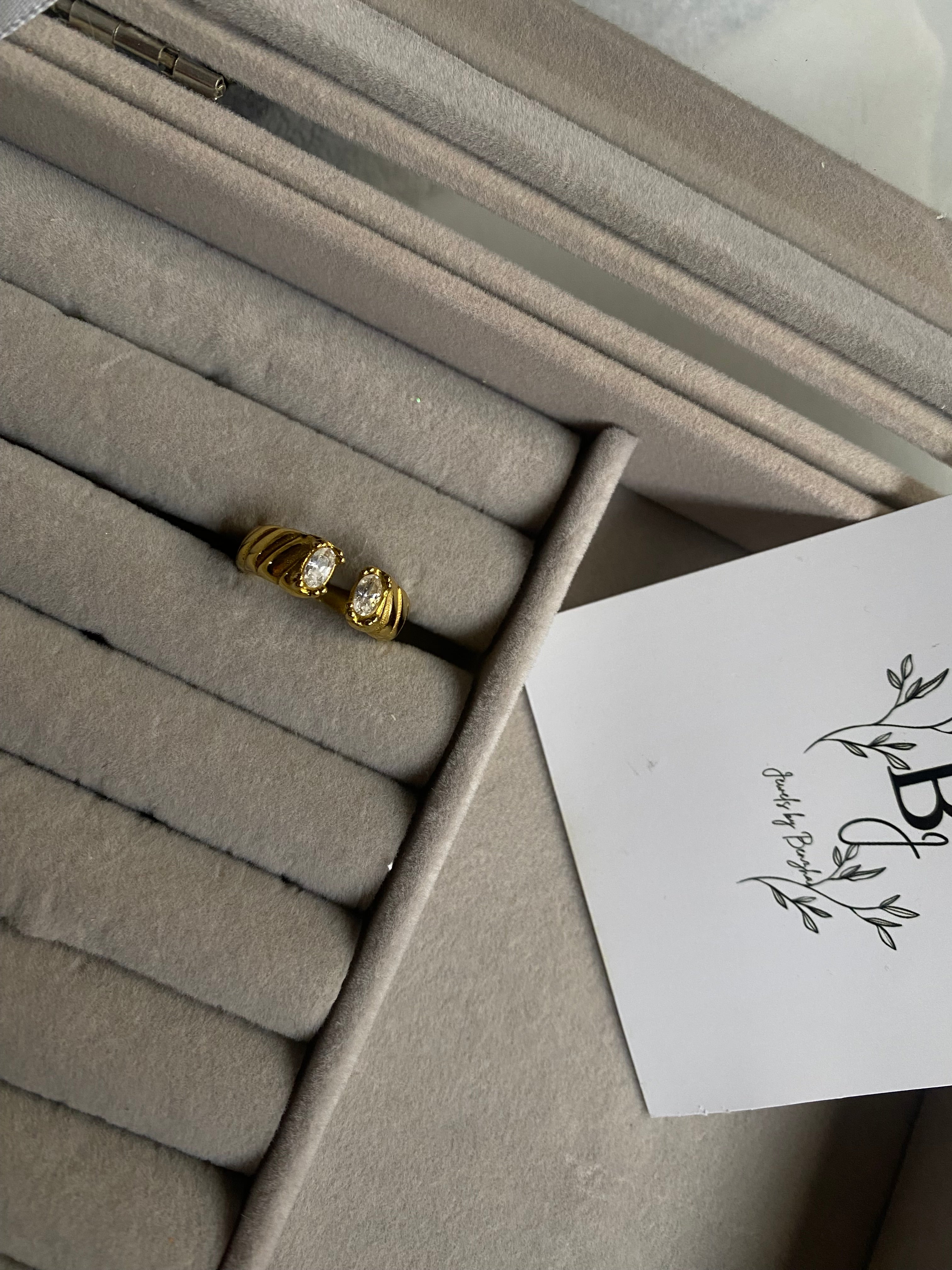 Signature crystal ring