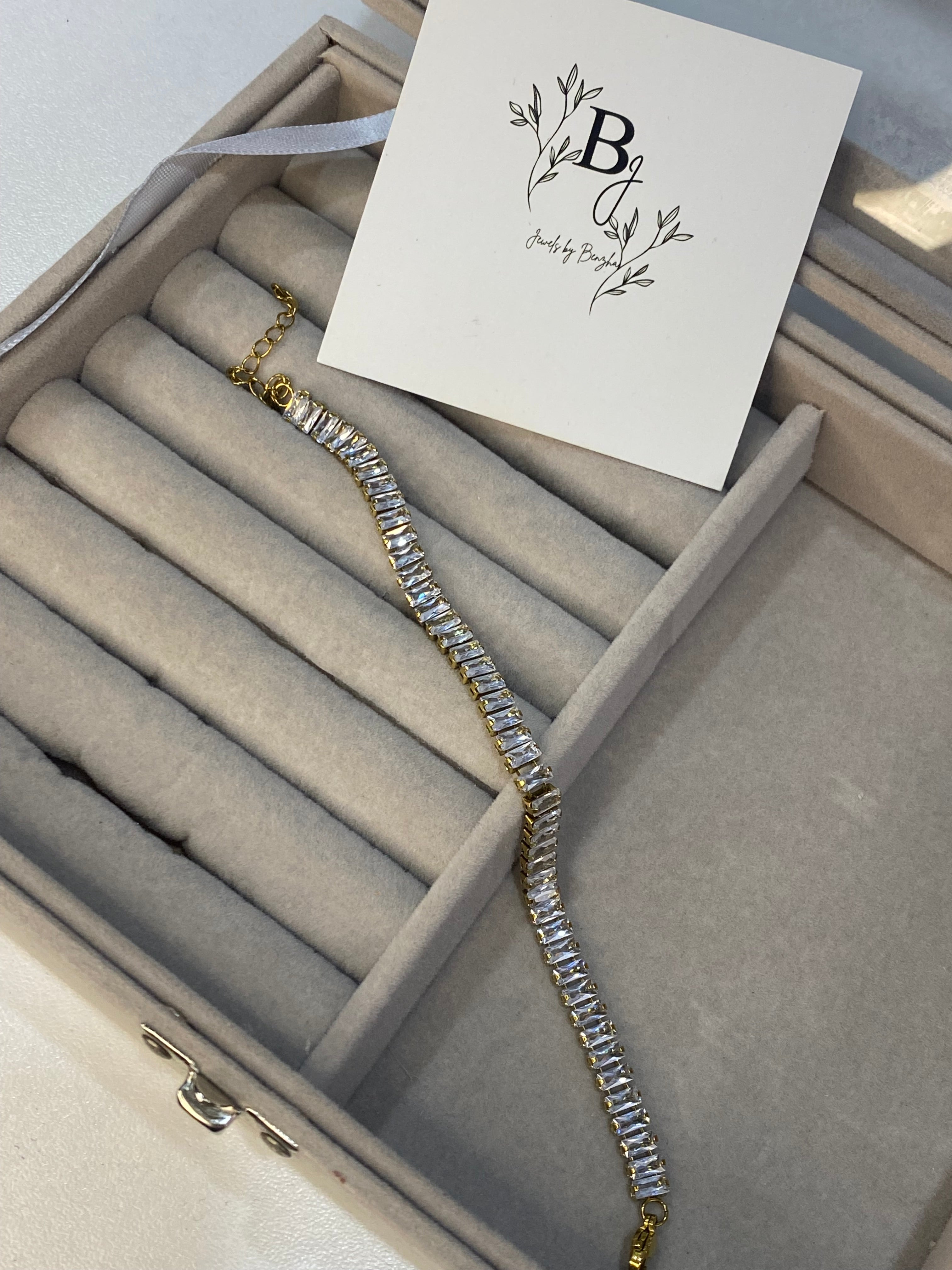 Zirconia bracelet