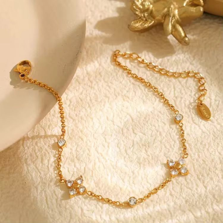 Elegant bracelet