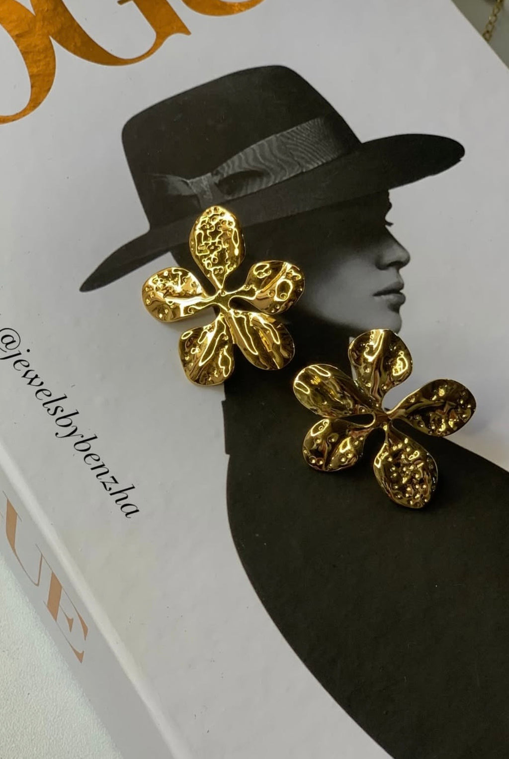 Elegant Flower Earrings