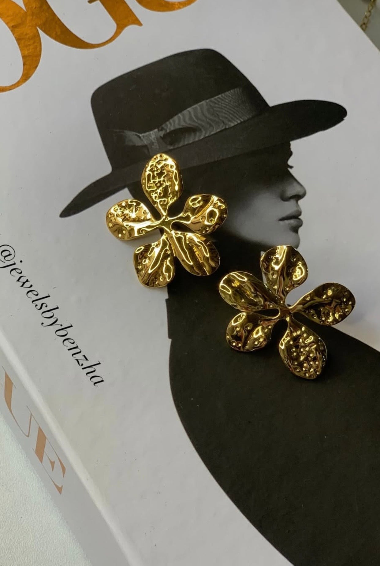 Elegant Flower Earrings
