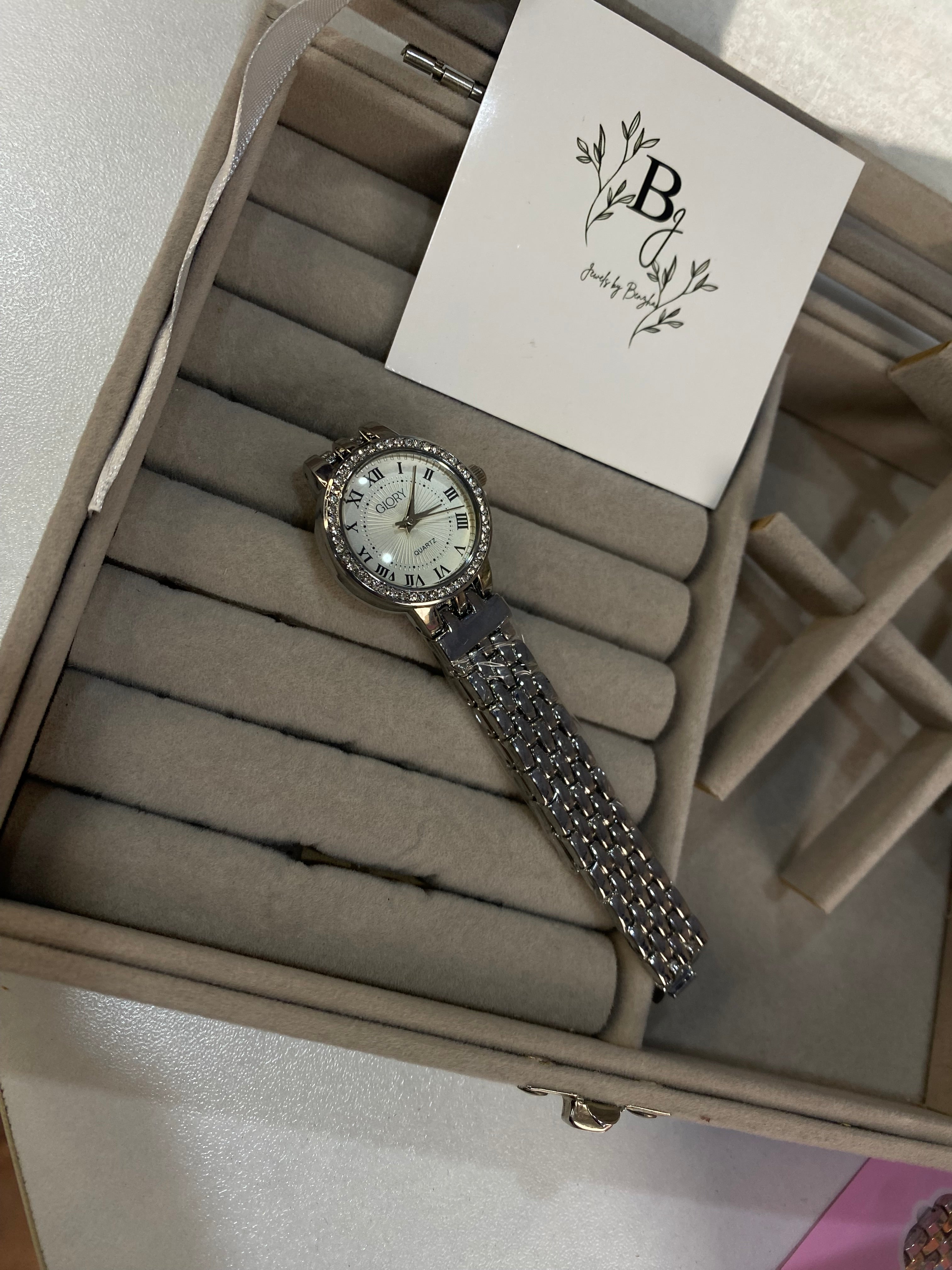 Glory Silver Watch Roman numbers