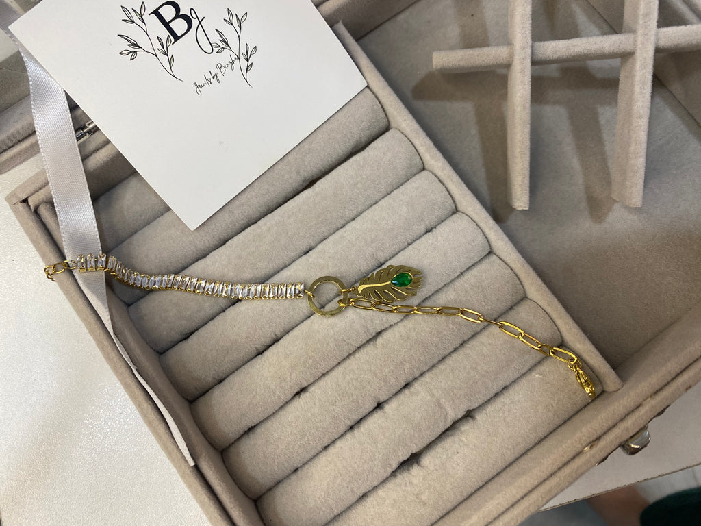 Zirconia with green leaf bracelet