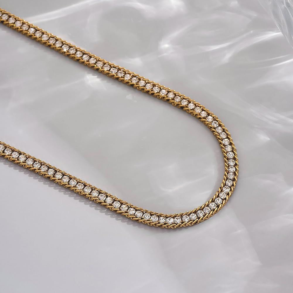 Crystal white with golden base necklace