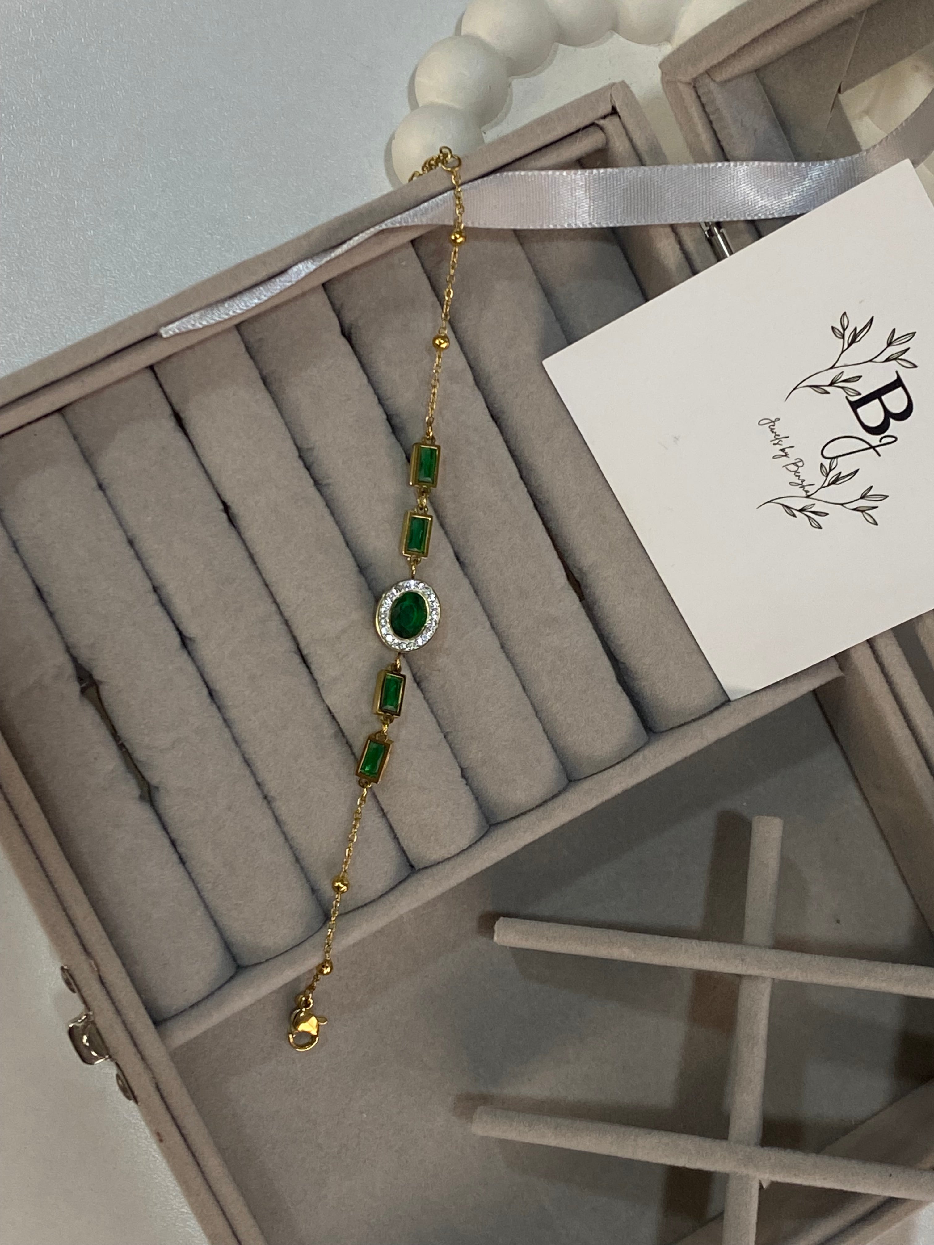 Emerald green Bracelet