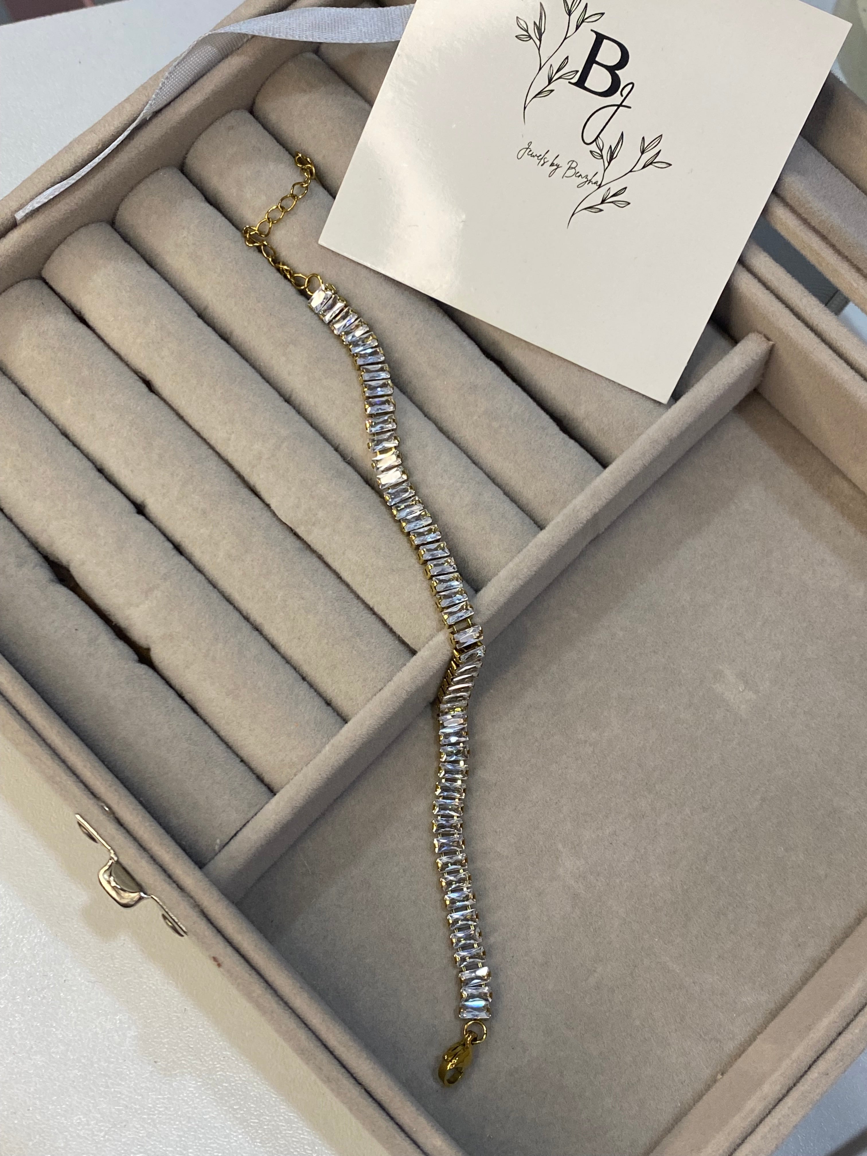 Zirconia bracelet