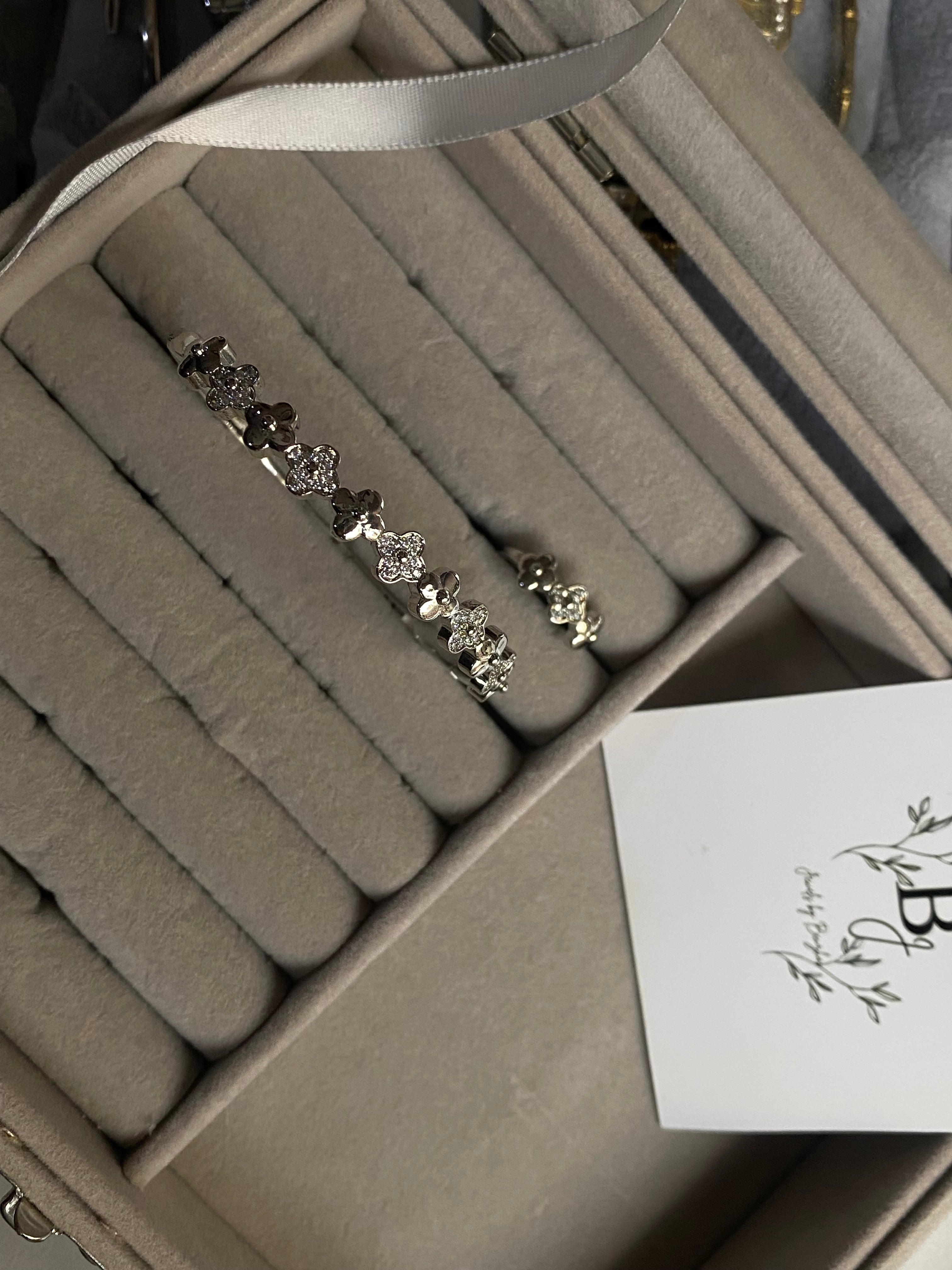 Silver Flower ring and handcuff set