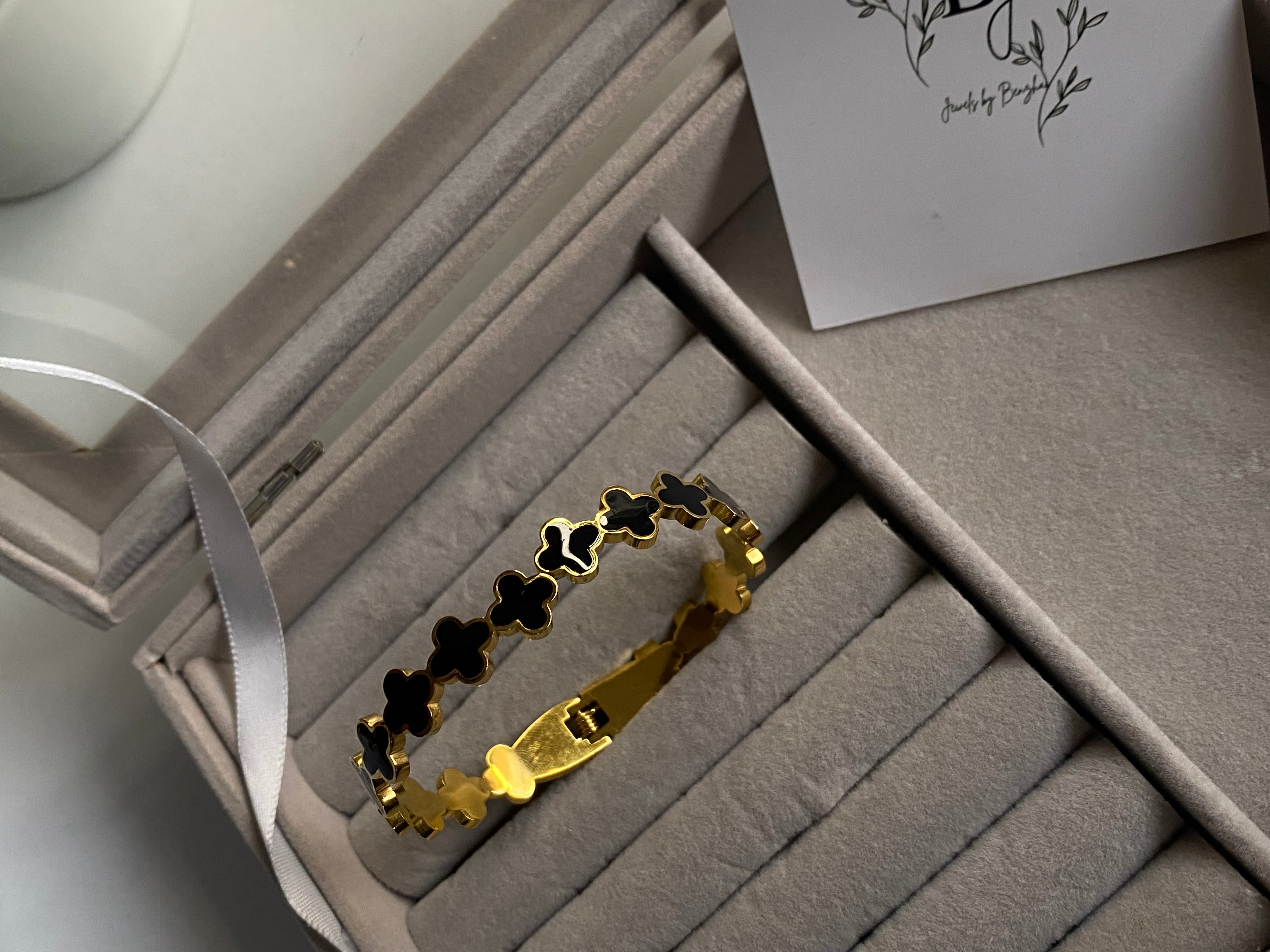 Black Clover Handcuff
