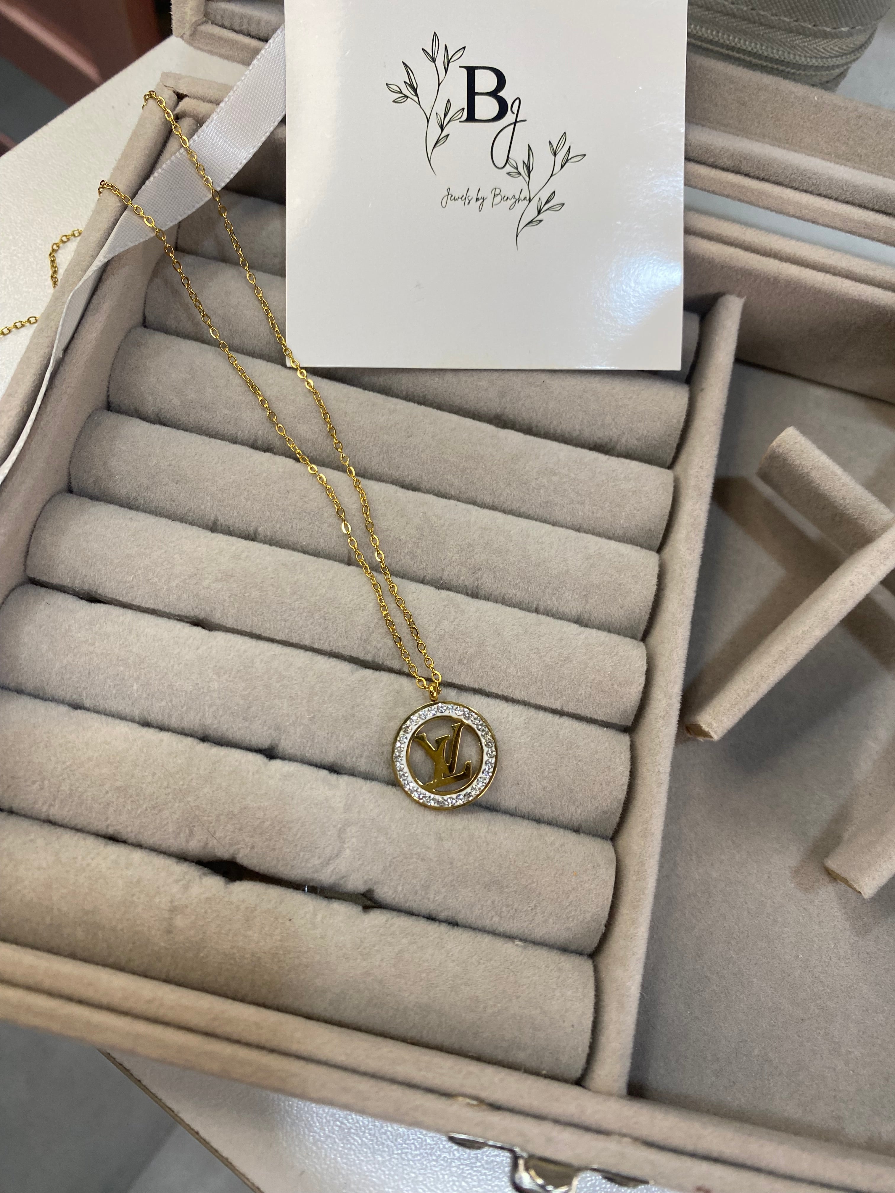 LV locket