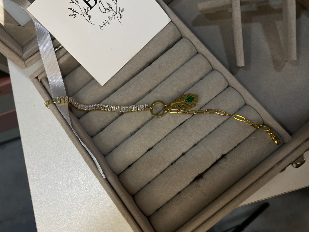 Zirconia with green leaf bracelet